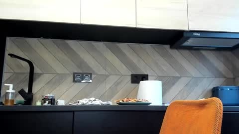 karoline121 online show from December 1, 8:45 am