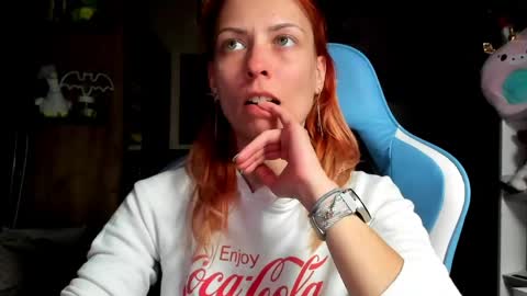 karoline121 online show from April 24, 5:37 pm