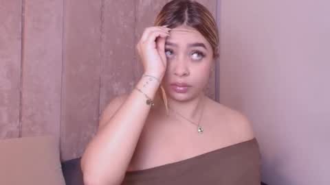 Karolina online show from March 8, 3:32 am