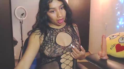 Snapshot of karolinecute chatting on March 3, 3:41 am karolinecute online show from March 3, 3:41 am