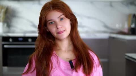 lina online show from December 2, 2:26 pm