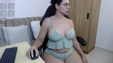 karol online show from July 27, 3:48 am