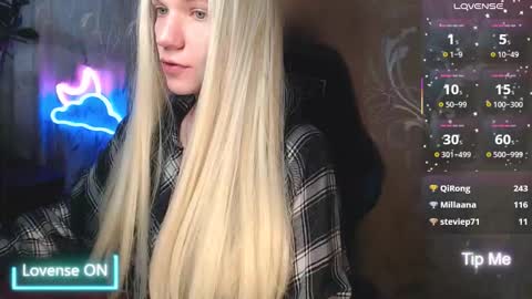 Caroline Fox online show from March 15, 11:35 am