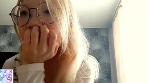 Sara online show from March 17, 7:13 am