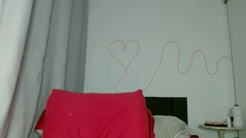 Tamires e Maicon online show from October 15, 8:31 pm