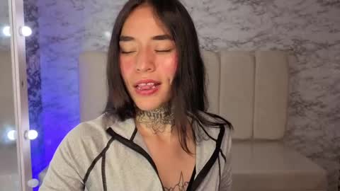Snapshot of kataleya_t chatting on October 10, 3:56 am kataleya_t online show from October 10, 3:56 am