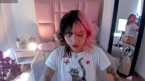 Kata Garcia online show from March 14, 7:07 pm