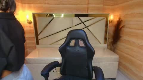 Katalina  online show from February 15, 12:48 pm