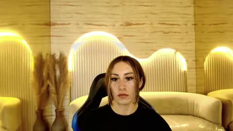 Katalina  online show from June 20, 3:02 am