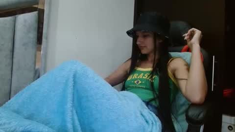 kate online show from May 10, 9:21 pm