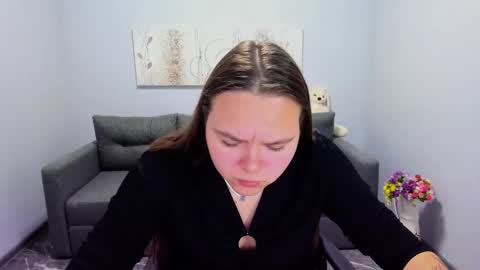 Kate online show from November 17, 8:50 am