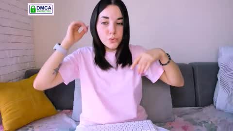 Snapshot of kate_ree_ chatting on September 22, 5:00 am KATE online show from September 22, 5:00 am