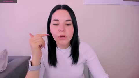 Snapshot of kate_ree_ chatting on September 26, 9:17 am KATE online show from September 26, 9:17 am