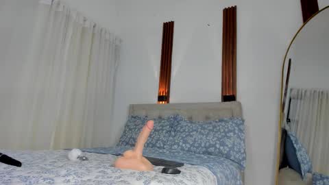 Kate Boisson online show from March 17, 9:31 pm