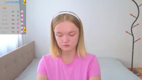katebunnys online show from July 20, 12:18 pm
