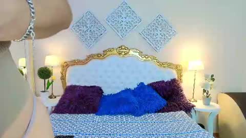 katee Martinez online show from July 22, 8:00 pm