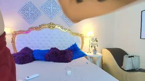 katee Martinez online show from July 10, 8:13 pm