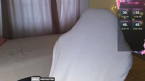 Snapshot of kateleoo chatting on October 14, 6:16 am Im Kate online show from October 14, 6:16 am