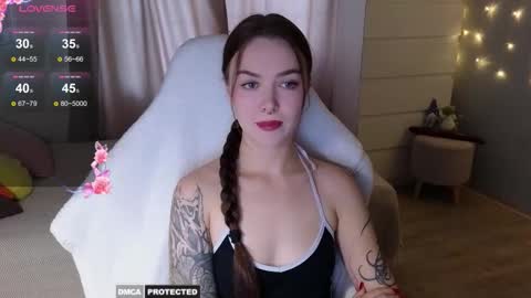 Snapshot of kateleoo chatting on October 16, 11:10 am Im Kate online show from October 16, 11:10 am