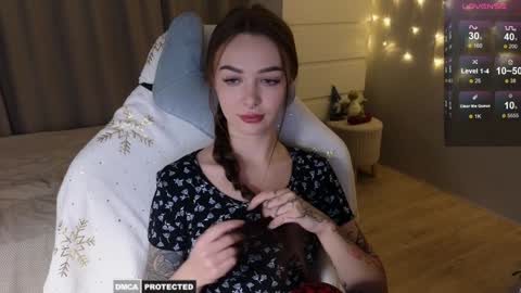 Snapshot of kateleoo chatting on January 17, 3:11 pm Im Kate online show from January 17, 3:11 pm