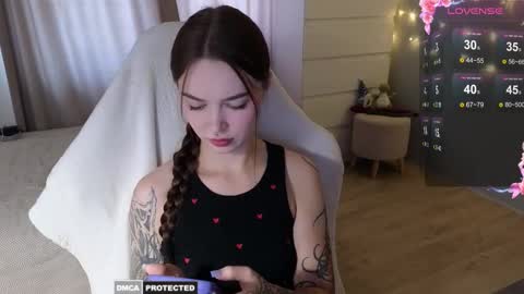 Snapshot of kateleoo chatting on September 26, 12:13 pm Im Kate online show from September 26, 12:13 pm