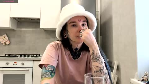 Milana online show from March 17, 6:18 am