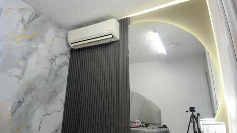 Im Katherine but call me Kate  online show from February 28, 12:09 pm