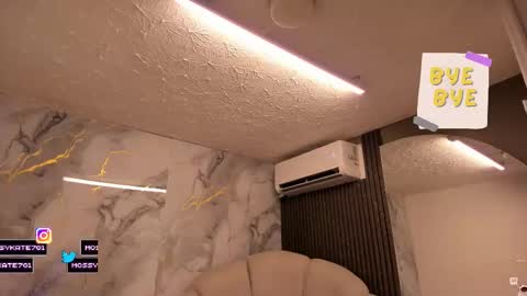 Im Katherine but call me Kate  online show from February 26, 11:57 am