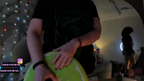 Im Katherine but call me Kate  online show from November 10, 12:30 pm