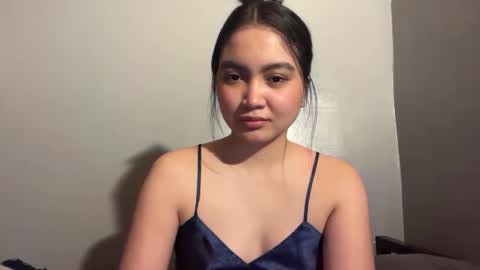 katerina_petrova21 online show from June 4, 9:21 pm