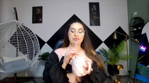 Kate online show from May 10, 7:42 pm