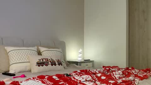 Klove online show from December 16, 3:03 am