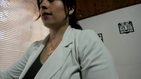 katherine_blair online show from July 6, 1:41 pm