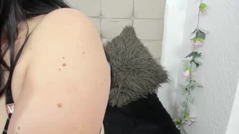 katherine_blair online show from April 24, 12:07 pm