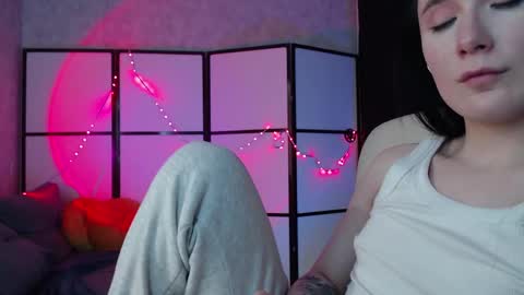 katherine_johnson online show from December 14, 12:23 pm