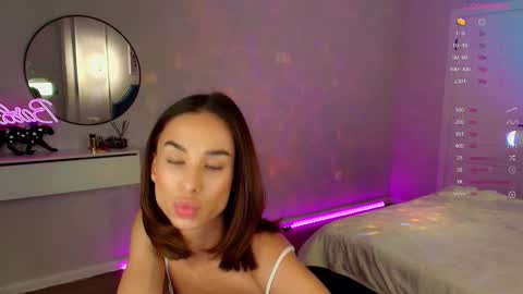 katherinepinke online show from December 4, 2:38 pm