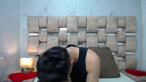 Kaht y Aiden online show from April 25, 2:36 pm