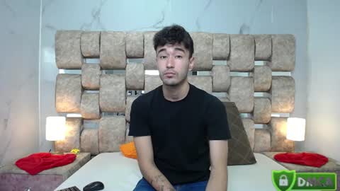 Kaht y Aiden online show from June 22, 1:18 pm
