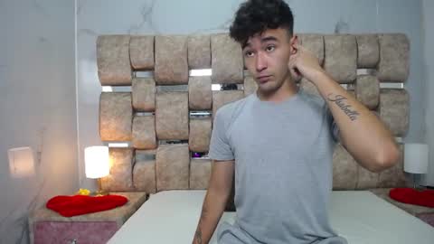 Kaht y Aiden online show from July 28, 2:24 pm