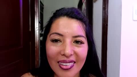 Snapshot of katia_collins chatting on September 8, 4:50 pm Katia collins online show from September 8, 4:50 pm