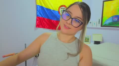 Khaterine online show from July 3, 3:33 am