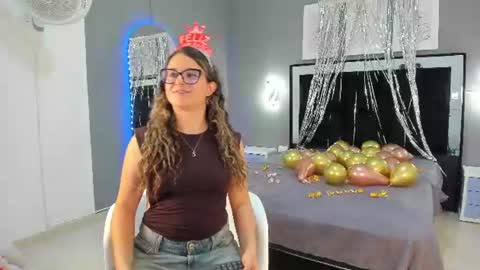 Khaterine online show from July 25, 3:26 am