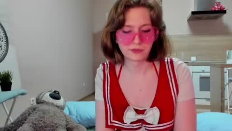 KatieNPZD online show from June 19, 11:11 pm