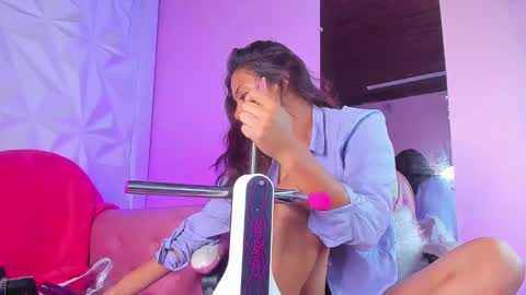 katiagarcia_ online show from December 26, 9:33 am