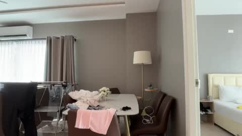 Katienext stream  online show from May 30, 6:01 am