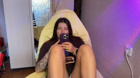   naked in pvt show 100 tk online show from July 10, 1:38 pm