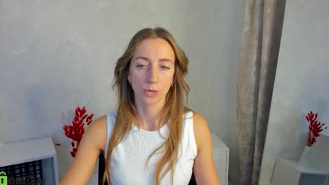 katrina_foks online show from November 18, 3:31 am