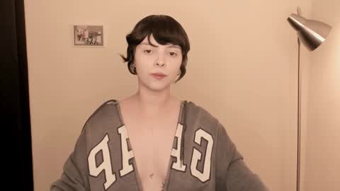 katsuro online show from December 19, 9:10 pm