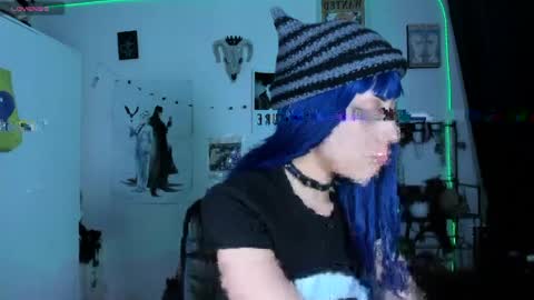 kattx   independent model online show from April 27, 4:54 am