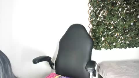 Kaitllyn Queen online show from July 28, 2:46 pm